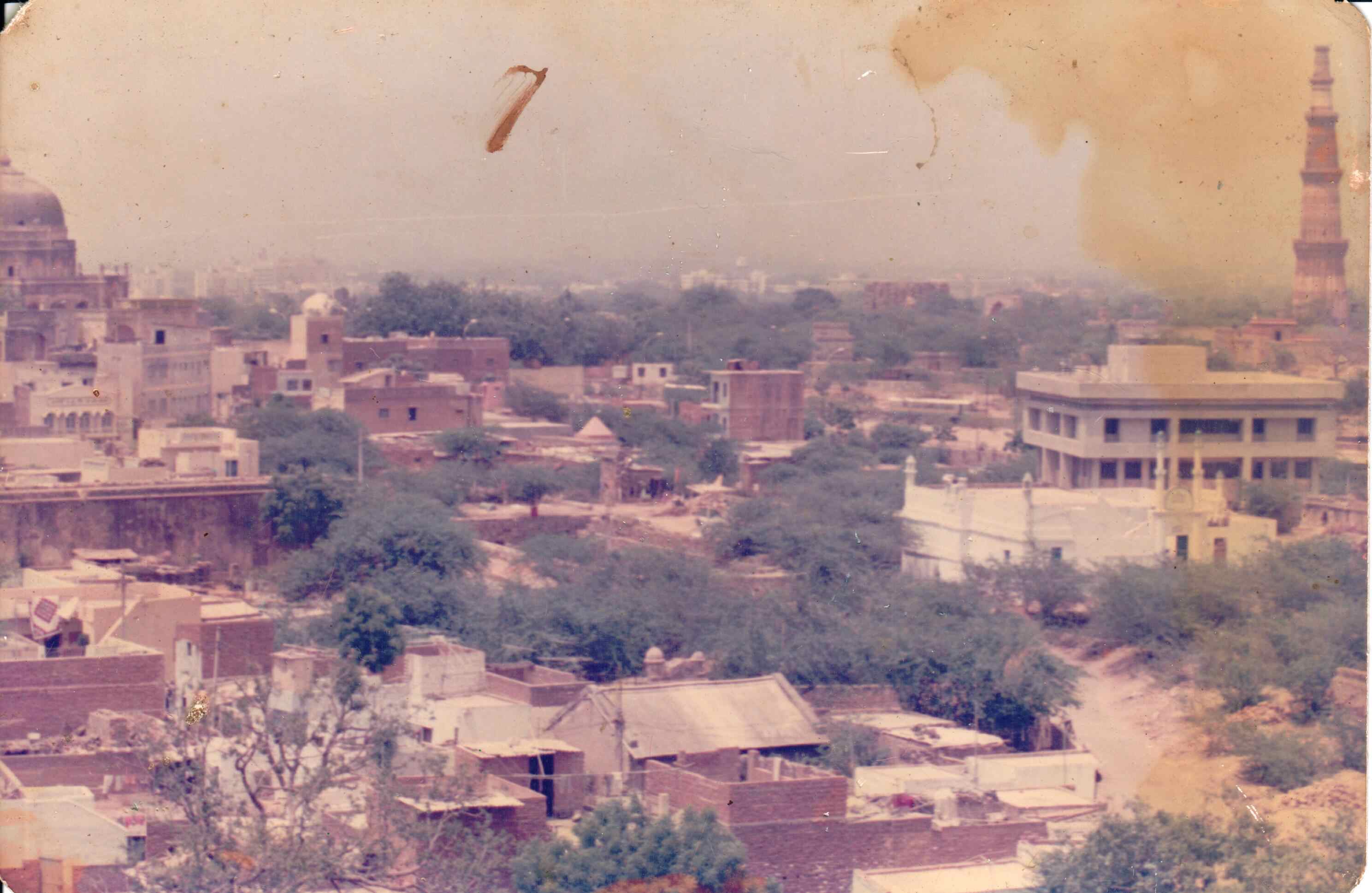 A View of Mehrauli without Hi-rises, late 1990s. Photo Courtesy Mohammad Anwar